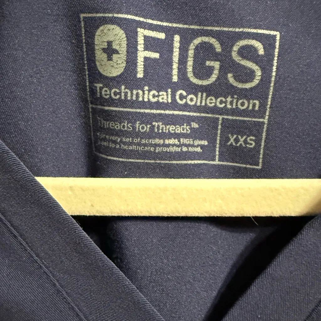 Figs Deep Navy Blue V-Neck Scrub Top Nurses Medical Provider Sz XXS - Image 3