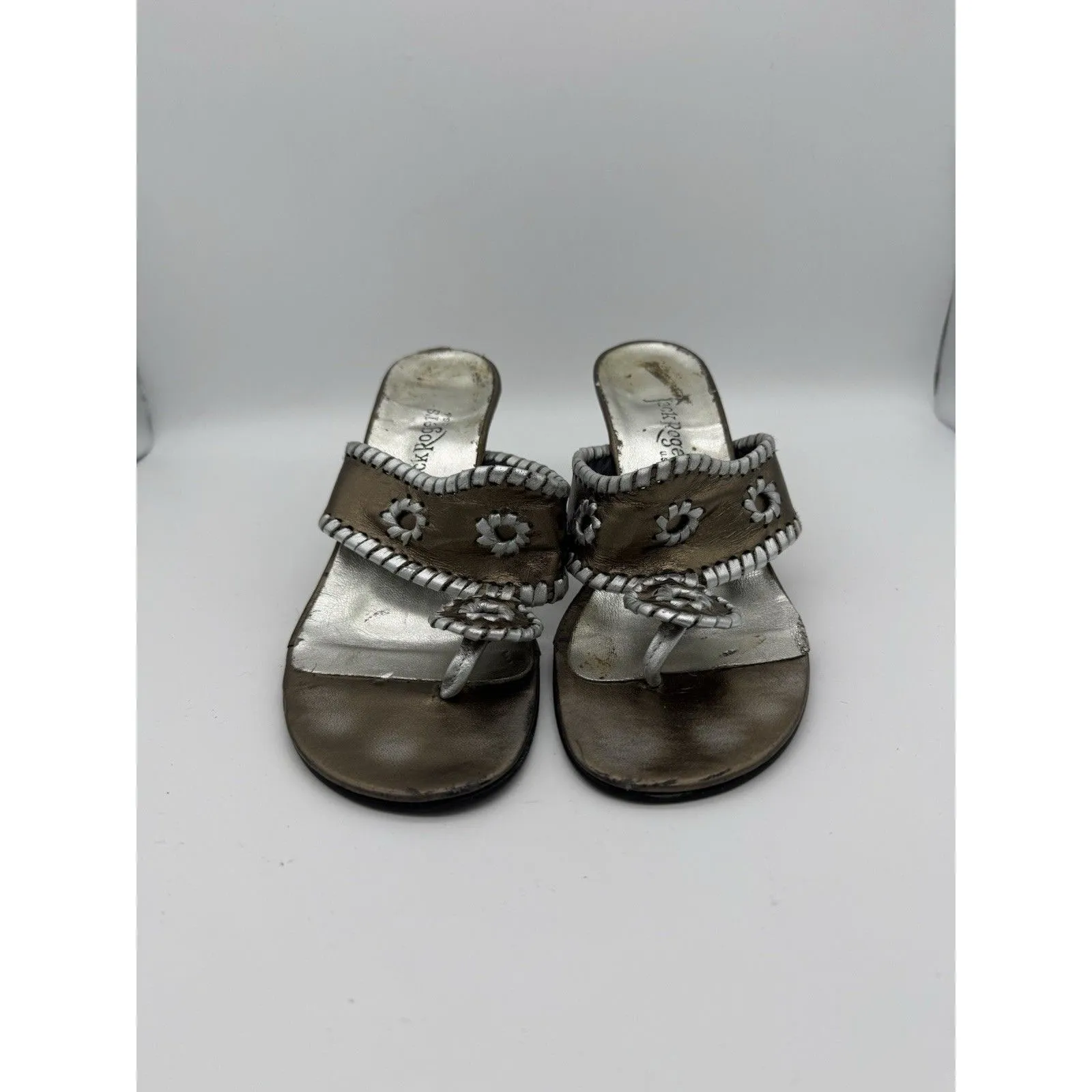 Jack Rogers 3" Heeled Thong Sandals Womens 7 Bronze Medallion Travel Vacation - Image 3