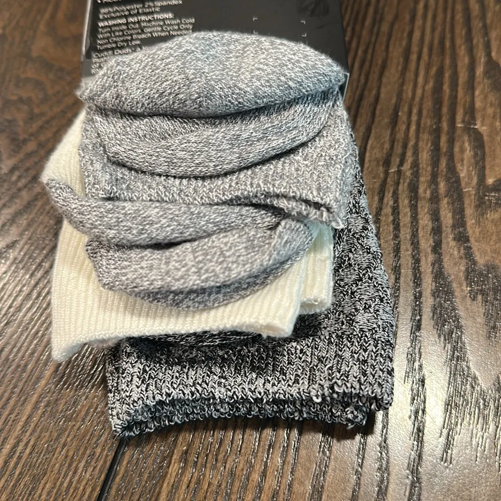 Cuddl Duds Plushfill 3-Pack Midweight Falling Rain Texture Crew Socks NEW - Image 6