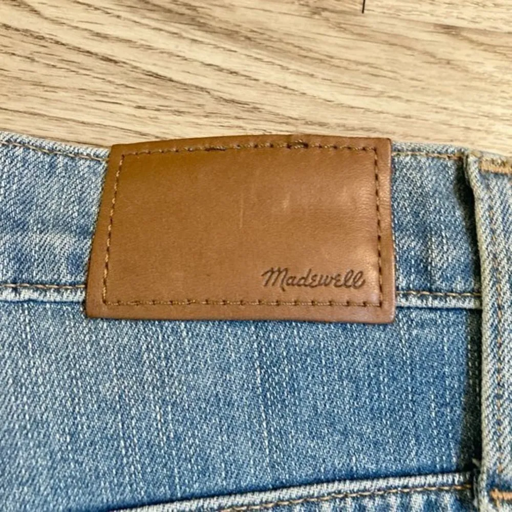 Madewell High Rise Classic Straight Jean Slightly Distressed Size 27 - Image 3