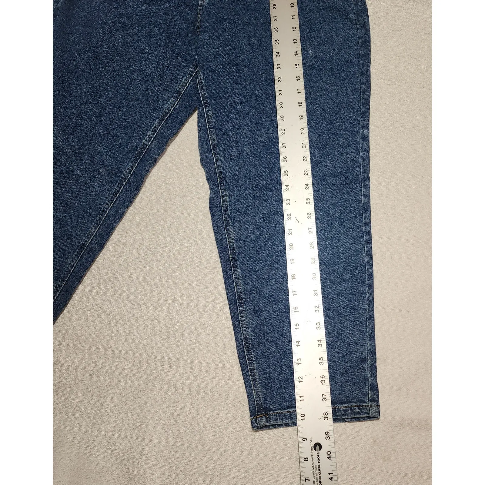 Wild fable super high rise tapered jeans L36'' x W38'' - Image 5