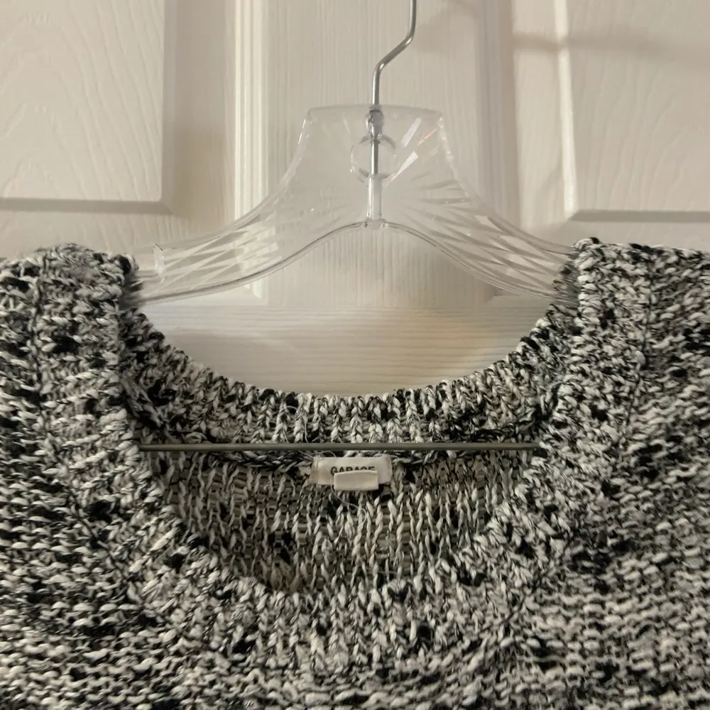 Garage Black/White Scoop Neck Cropped Sweater S - Image 3