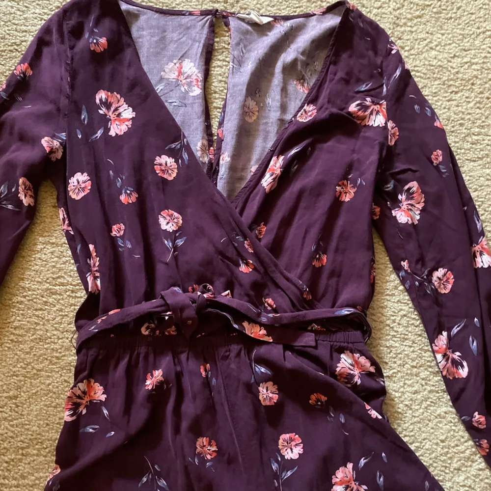Burgundy floral long-sleeve romper by Aeropostale - Image 5
