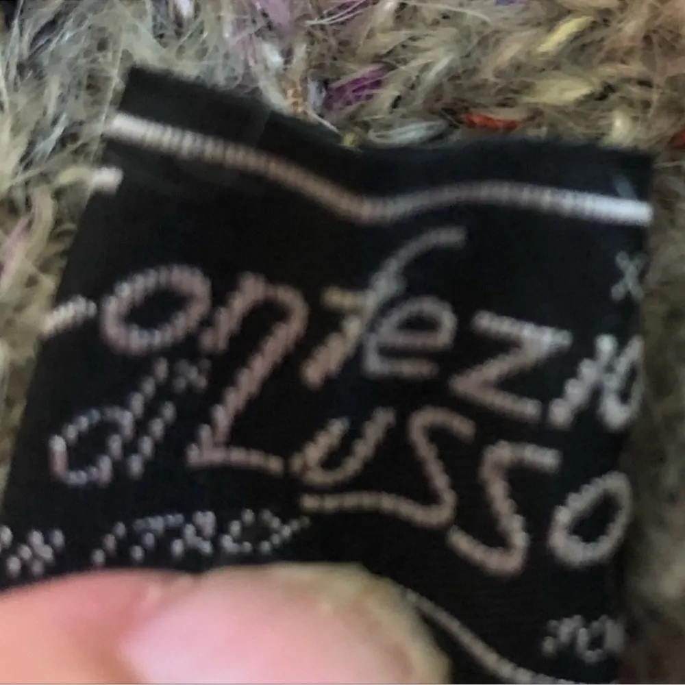 Confezioni di Lusso 100% Wool Cardigan Size Medium - Image 5