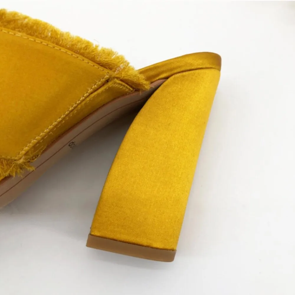 Dolce Vita Block Heel Sandals 9.5 Henry Raw Fringe Saffron Satin Mules Gold - Image 10