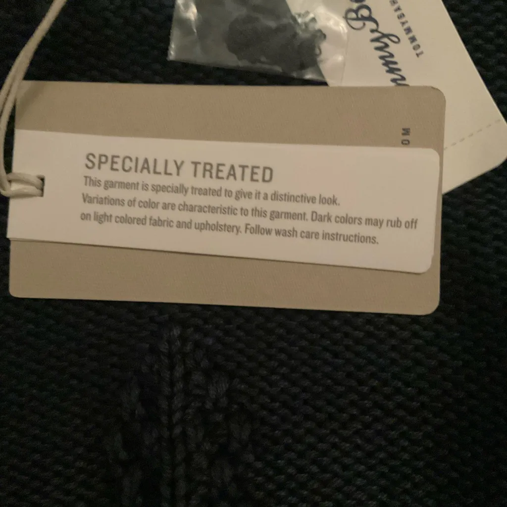 NWT TOMMY BAHAMA Sea Glass Pineapple Cable Sweater - Image 11