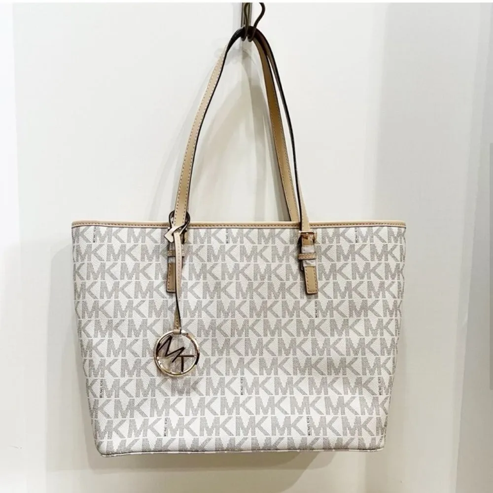 Michael Kors Jet Set Travel Leather Trim Tote Bag in Vanilla
NWT - Image 3