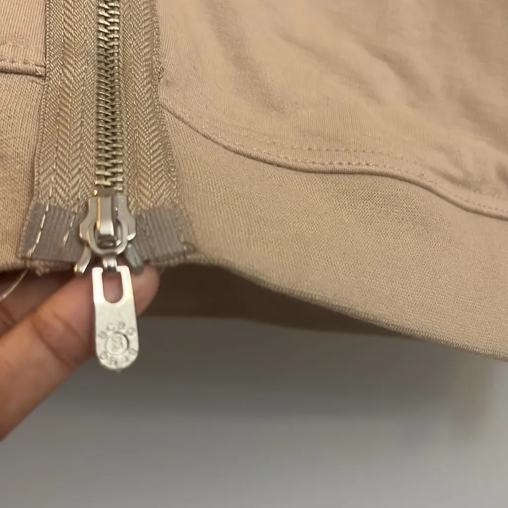 NEW SIZE 1X BCBG MAXAZRIA, Side Rhinestone Detail Hoodie & Pant Set - Image 7