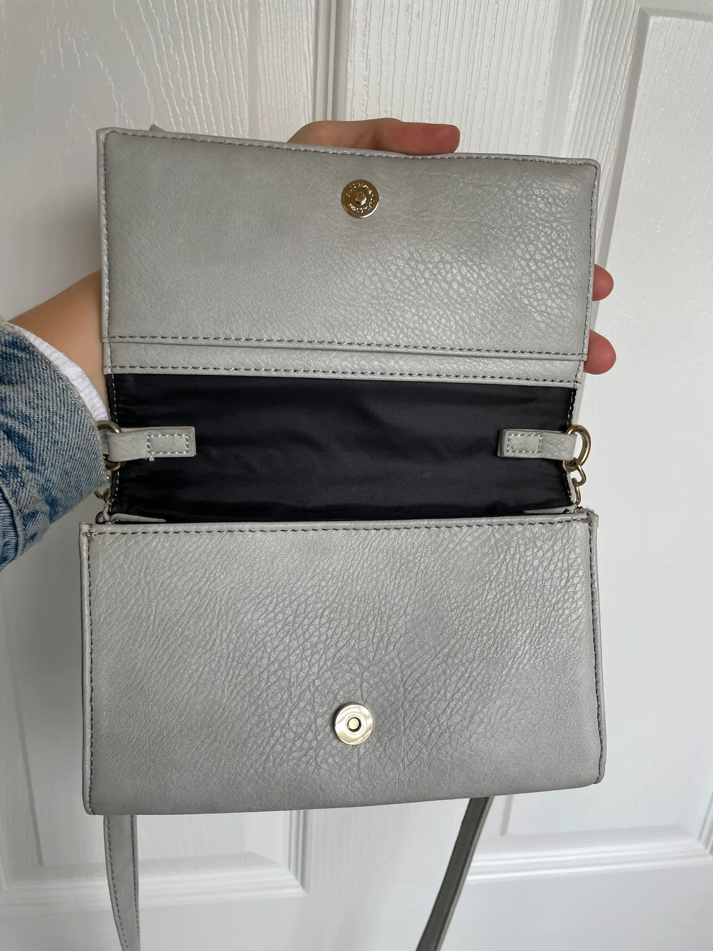 Charming Charlie NWOT Crossbody Bag - Image 5