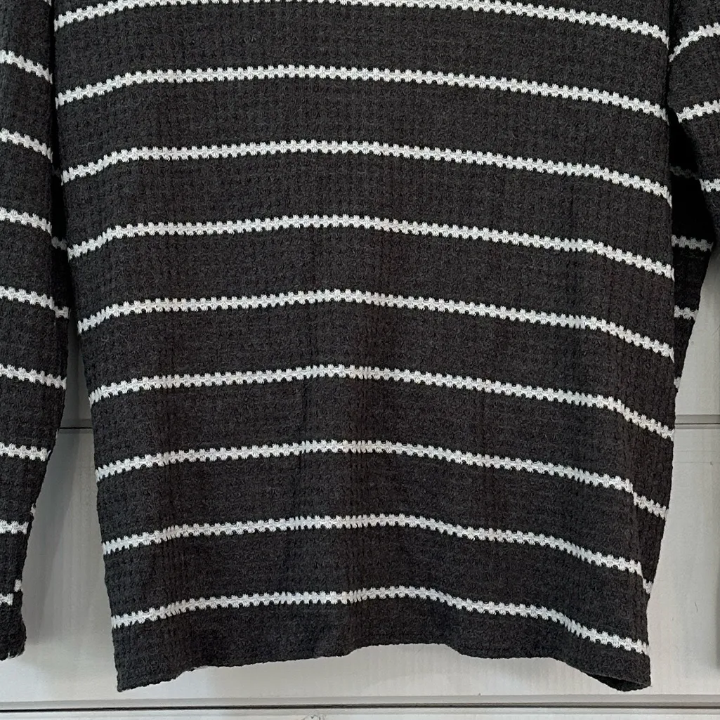 BKE Striped Backless Long Sleeve Knit Pullover Top NEW Size XS - Image 4