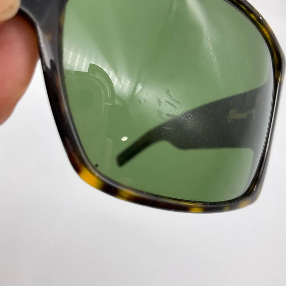GUCCI TORTOISE SHELL SUNNIES - Image 5