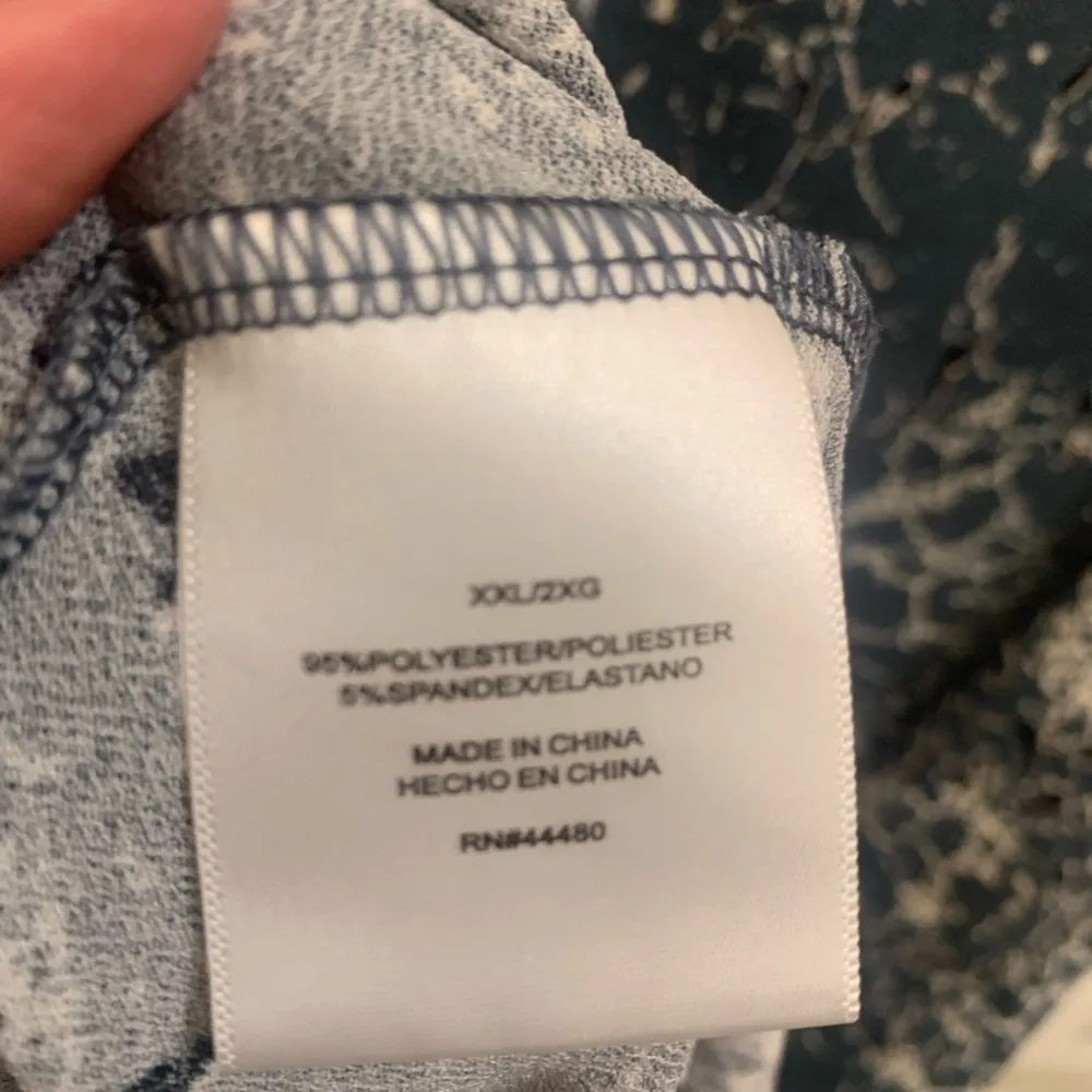 Christian Siriano Snake Print Lounge T - Image 5