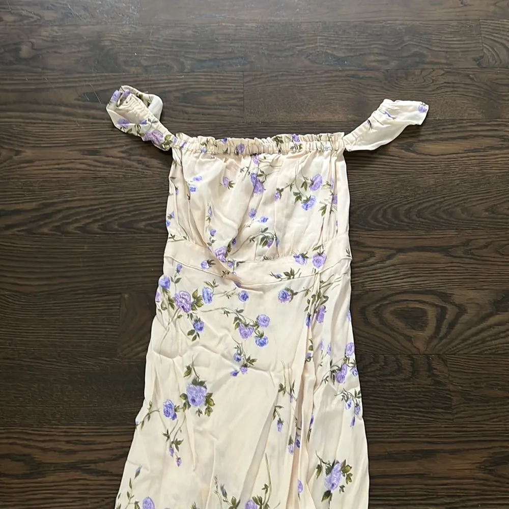 Flynn Skye Floral Maxi Dress - Image 2