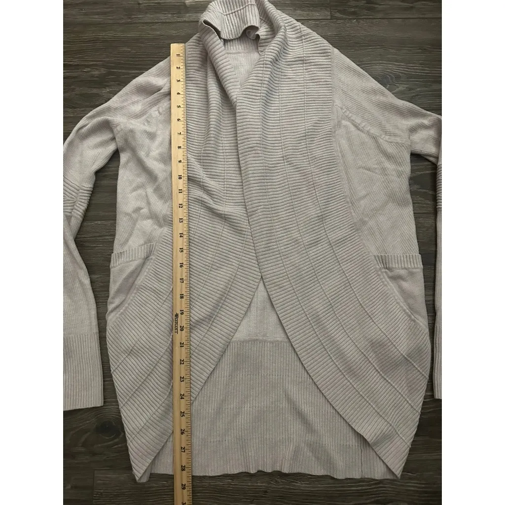 Lululemon  Transformation Wrap Heathered Dune / White - Image 2