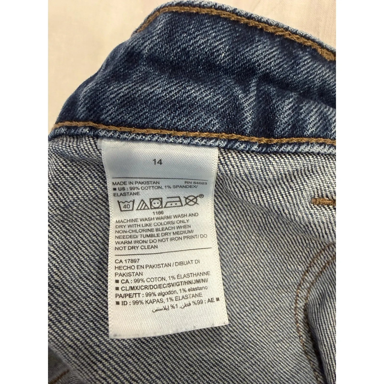 Old Navy Women's Wide Leg Dark Wash Denim Mom Jeans Size 14 Normcore - Image 7