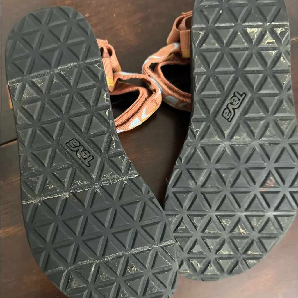 Teva  sandals - Image 4