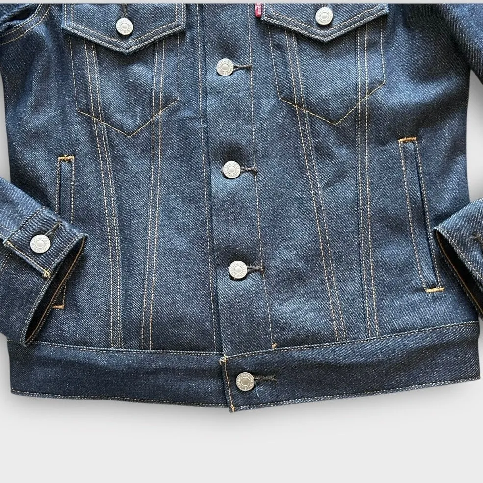 Levi’s Denim Classic Trucker Jean Jacket Dark Wash Women's siz XS - Image 4