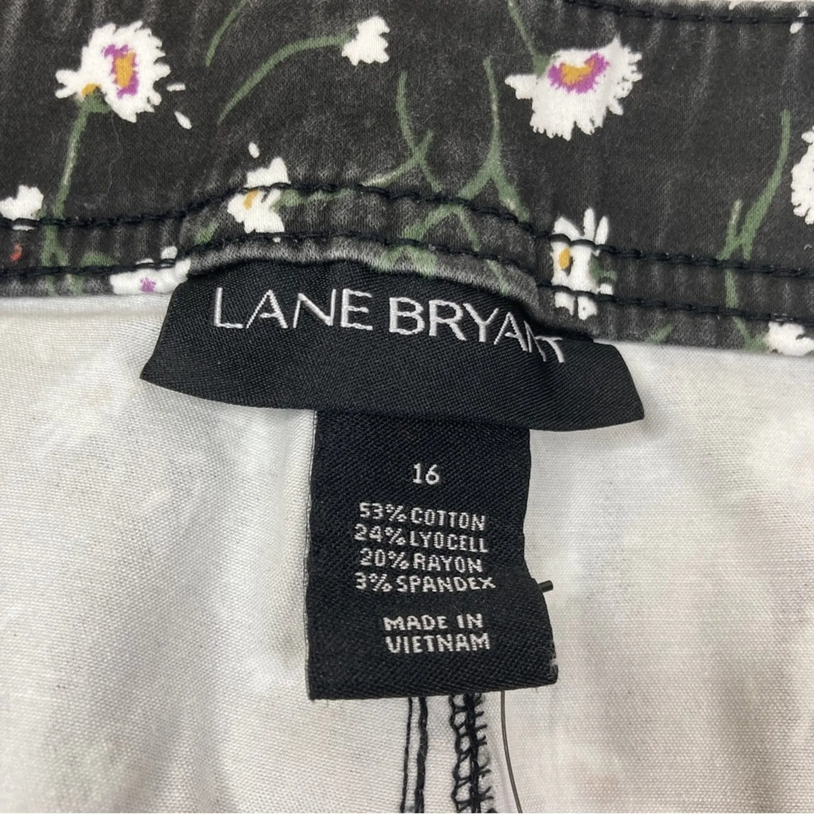 Lane Bryant Black Skinny Jeans Denim Daisy Floral Print Cotton Blend Womens 16 - Image 3