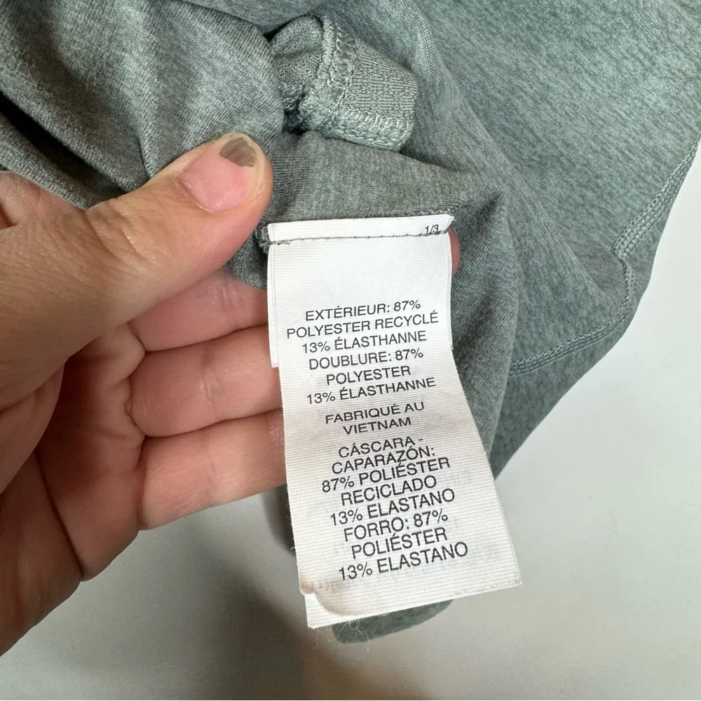 Vuori Women’s Elevation Plyo Tank Size Xsmall - Image 5