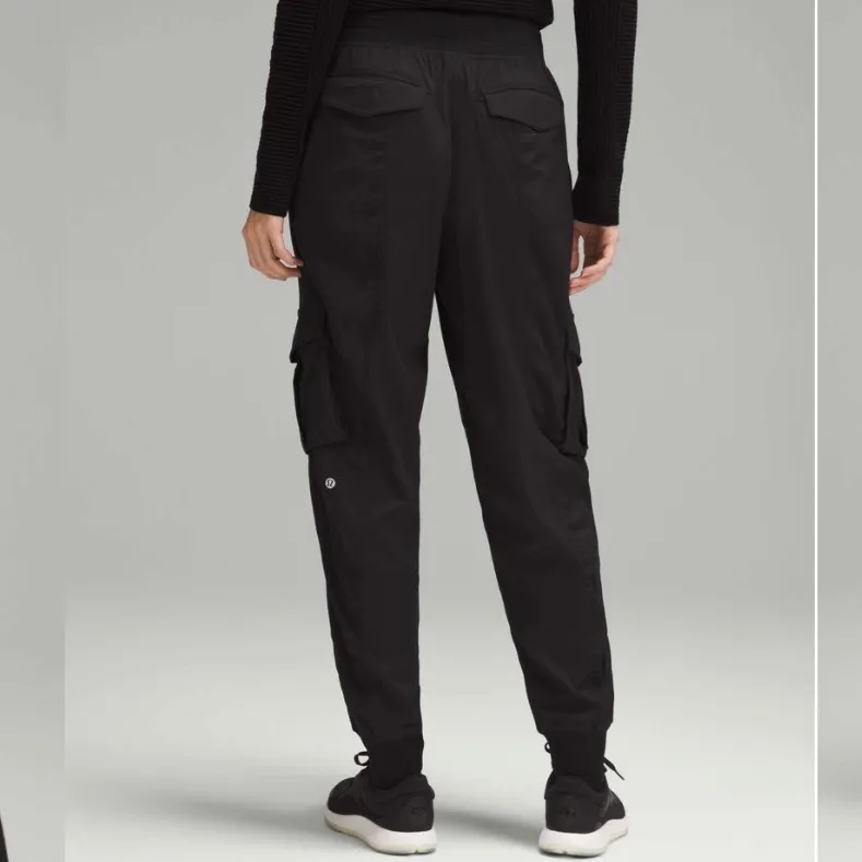 LULULEMON Dance Studio Relaxed-Fit Mid-Rise Cargo Jogger In Black Size Large - Image 2