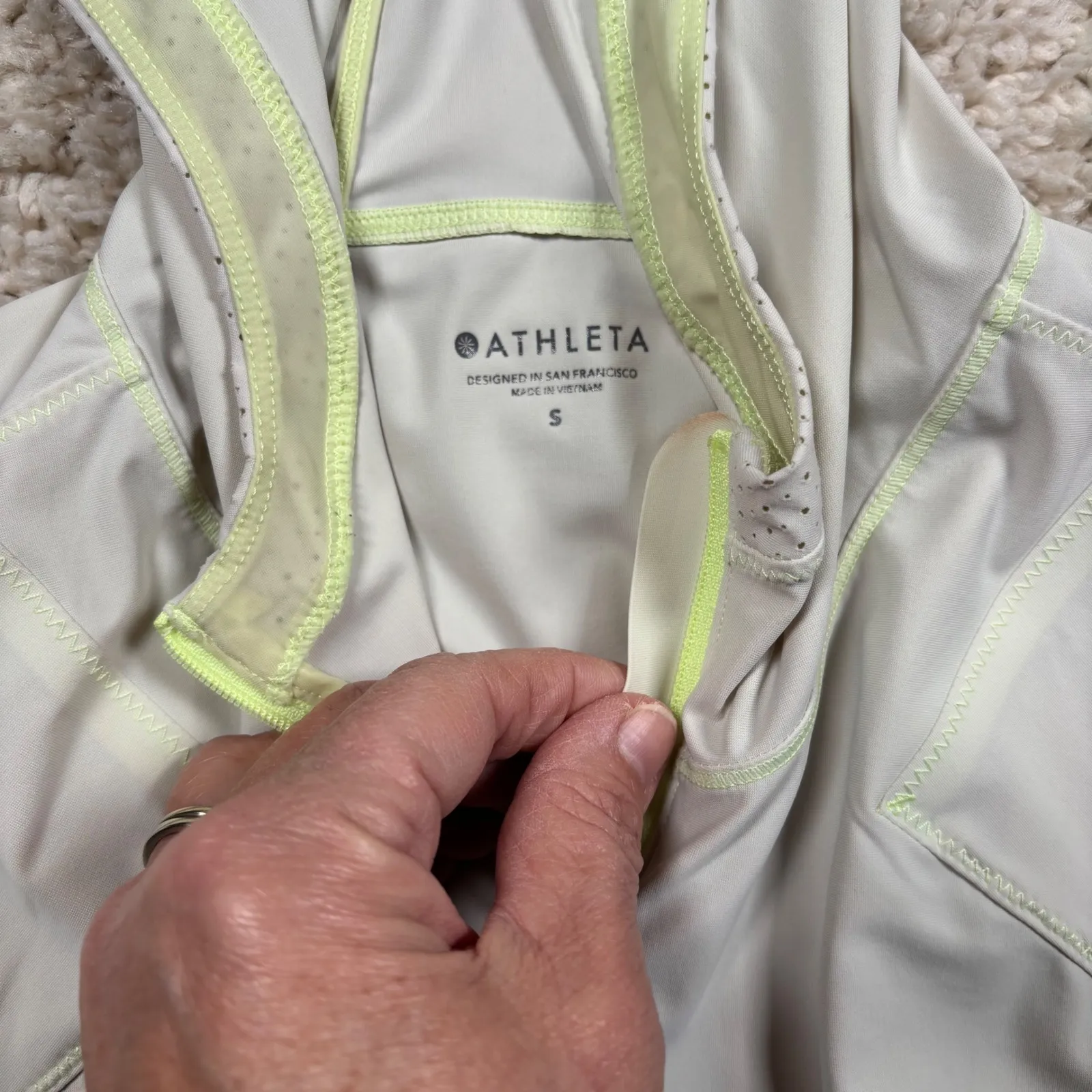 Athleta Womens Gray Hooded Quarter Zip Performance Hoodie Size S - Image 6