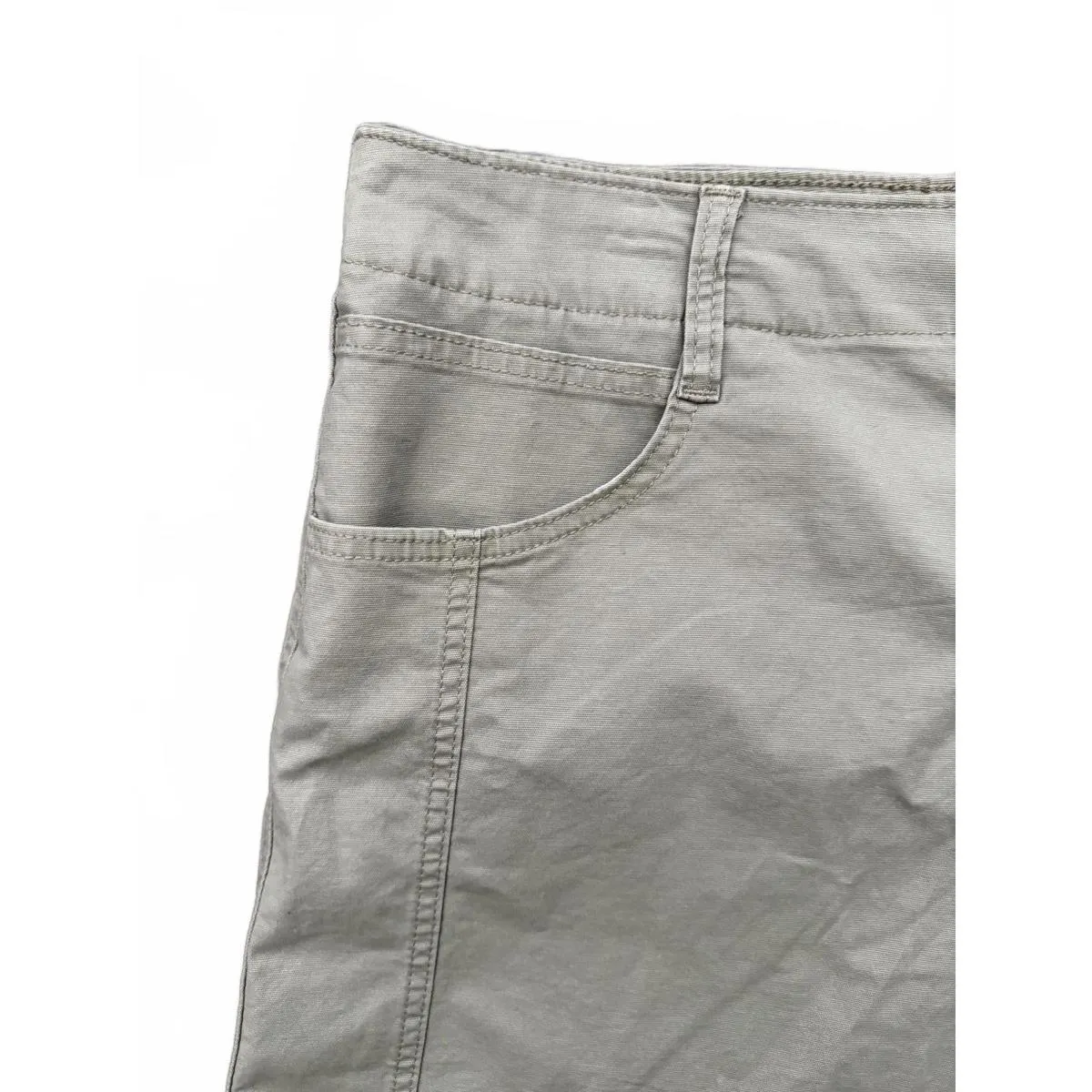 NEW Lee Women's Bermuda Shorts Size 16 XL Khaki Pockets Summer Cotton Elastane - Image 3