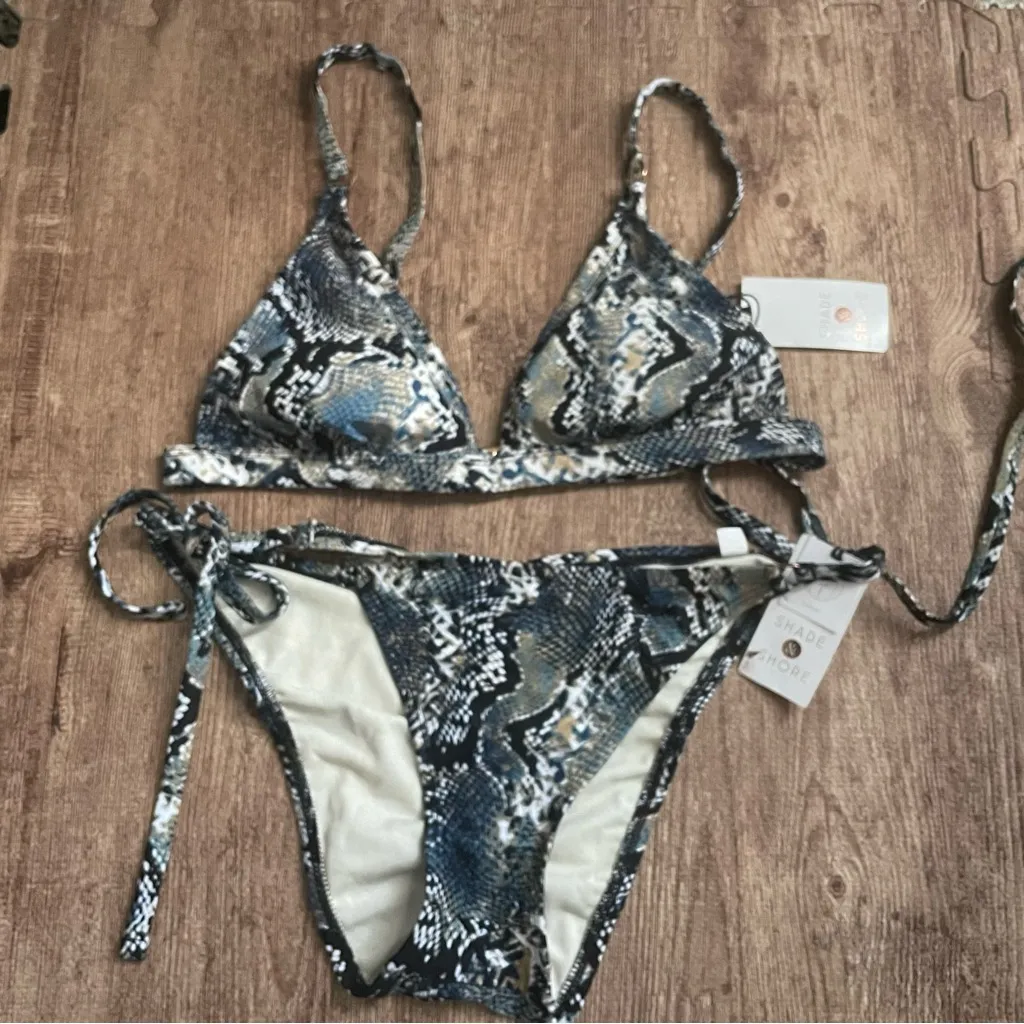 Shade & Shore NWT  Blue Green Snake Skin Triangle Bralette Bikini Set Size Medium - Image 4
