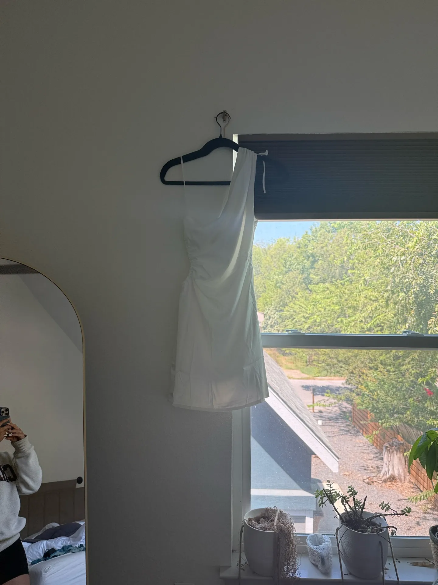 Selfie Leslie NWT Lyon Ruched Cut Out MIni Dress White - M - Image 6