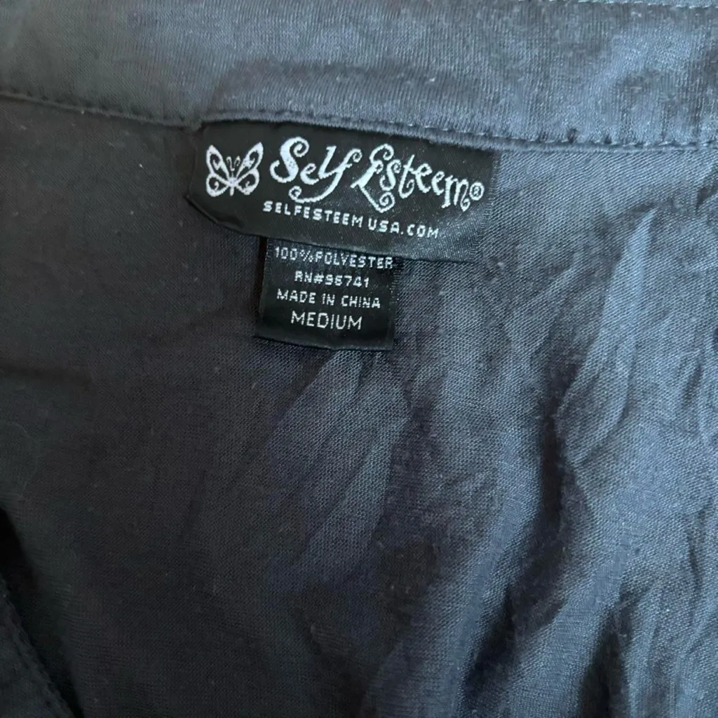 Vintage Y2K Women’s Deadstock Gray Button Up Top with Ruffle detail size M - Image 6