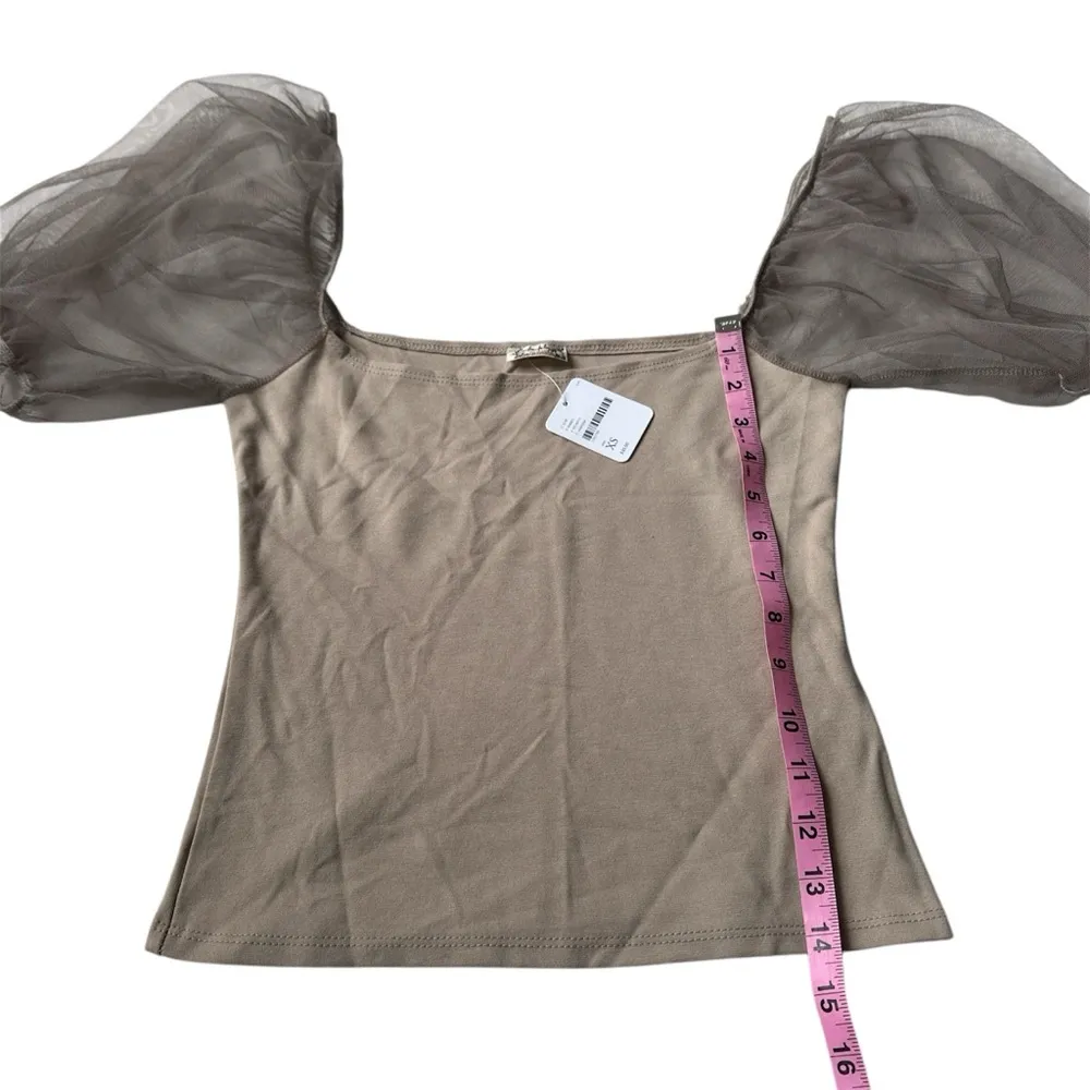 Free People sheer puff sleeve top - Image 5