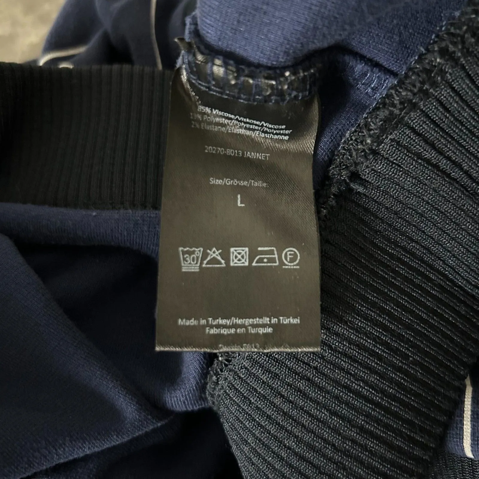 Baum Und Pferdgarten Jannet Sweatshirt Top in Navy Cream Pinstripe Size Large Blue - Image 7