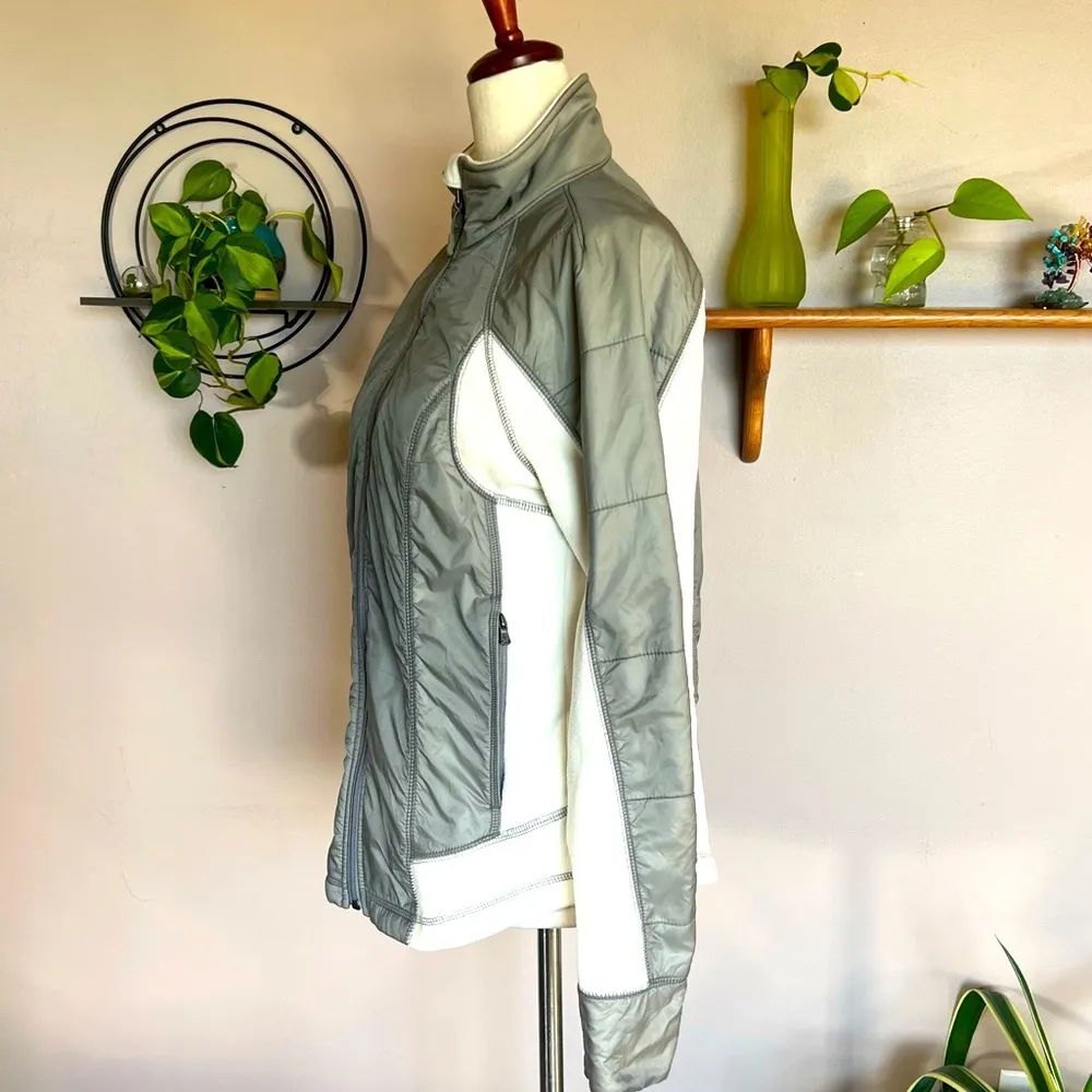 Women’s Size M Tek Gear White Gray Fleece Polyester Jacket with Full Zipper - Image 7