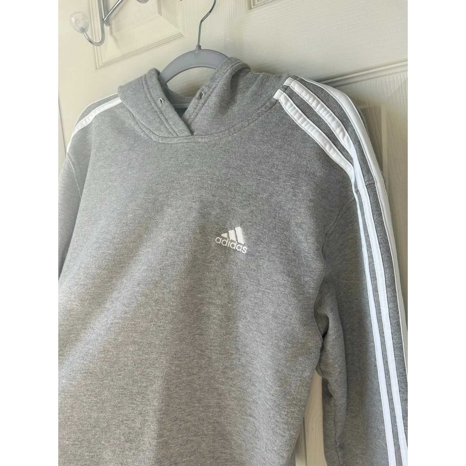 Adidas Gray Cropped Hoodie - Medium - Image 3