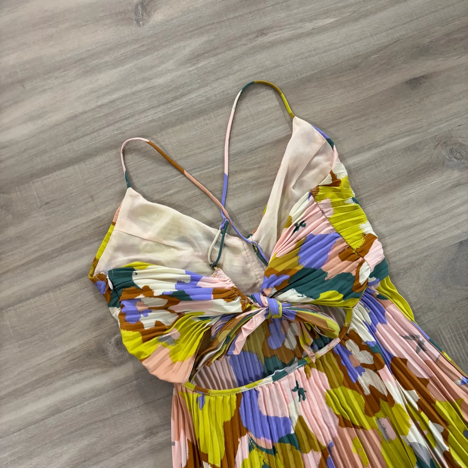 Astr the Label Blythe Plisse Midi Dress Lime Rust Floral Women Size Medium - Image 8