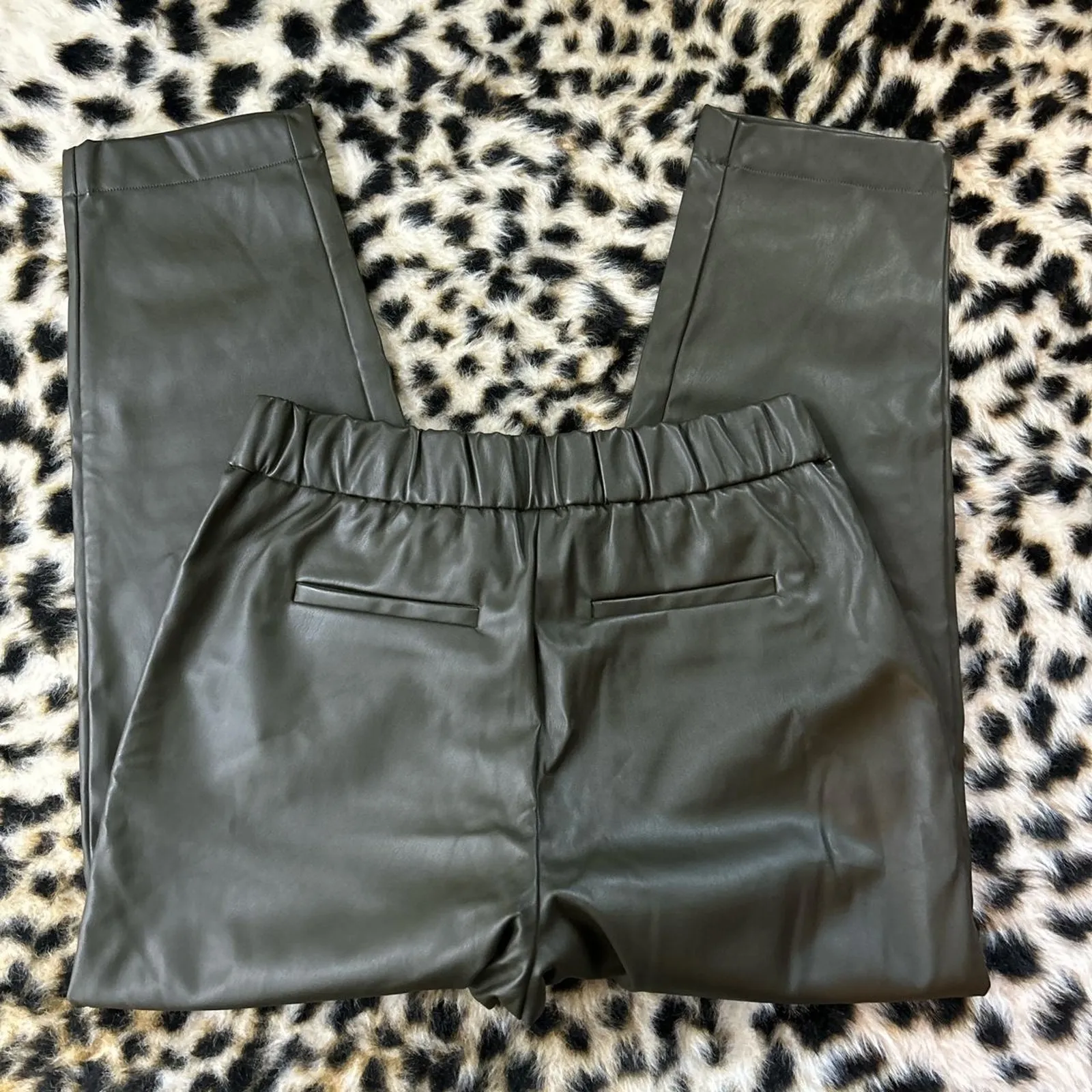 A New Day Olive Green Vegan Faux Leather Pants M - Image 7