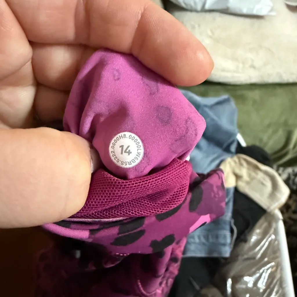 Lululemon Base Pace Vibrant Magenta Patterned Leggings - Image 6