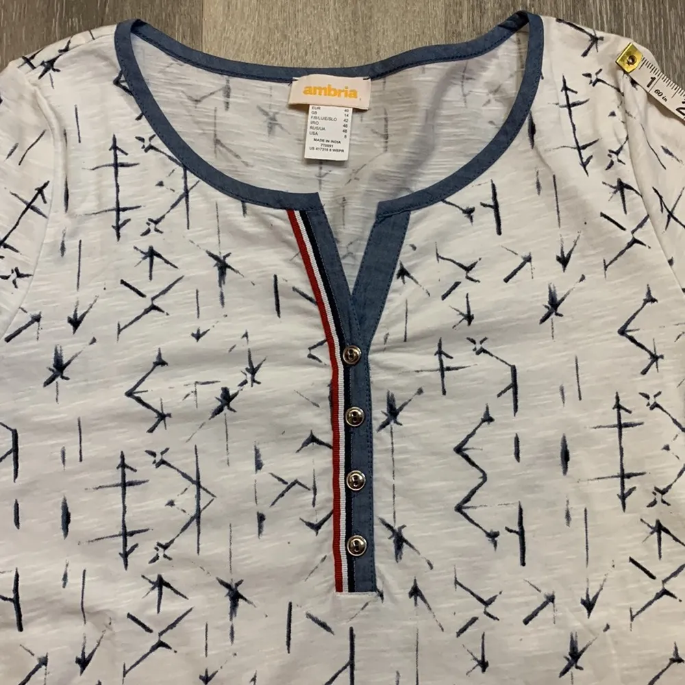 Ambria White w/ Blue Top that has blue and red trim, slits, silver buttons Size 8 - Image 12