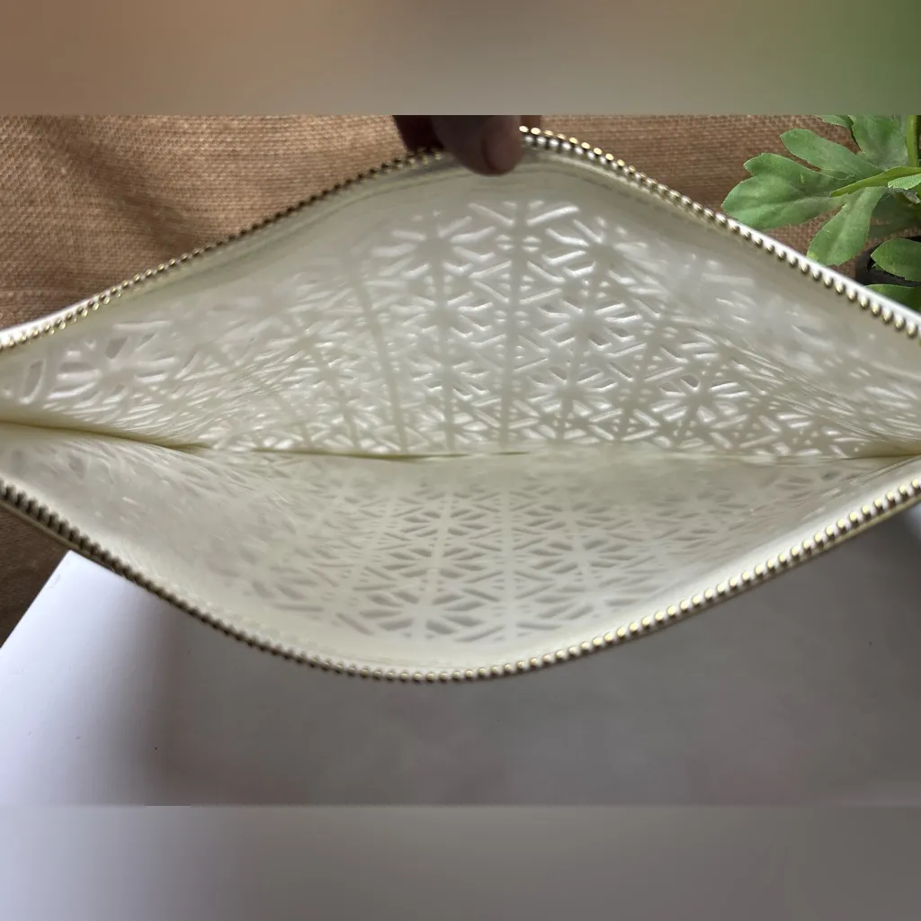 Tory Burch large laser cutout zip clutch pouch White clear pvc lining gold charm - Image 6