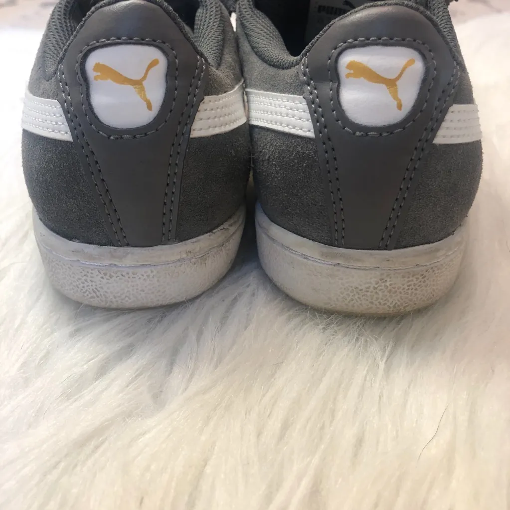 Puma Vikky Suede Shoes - Image 5