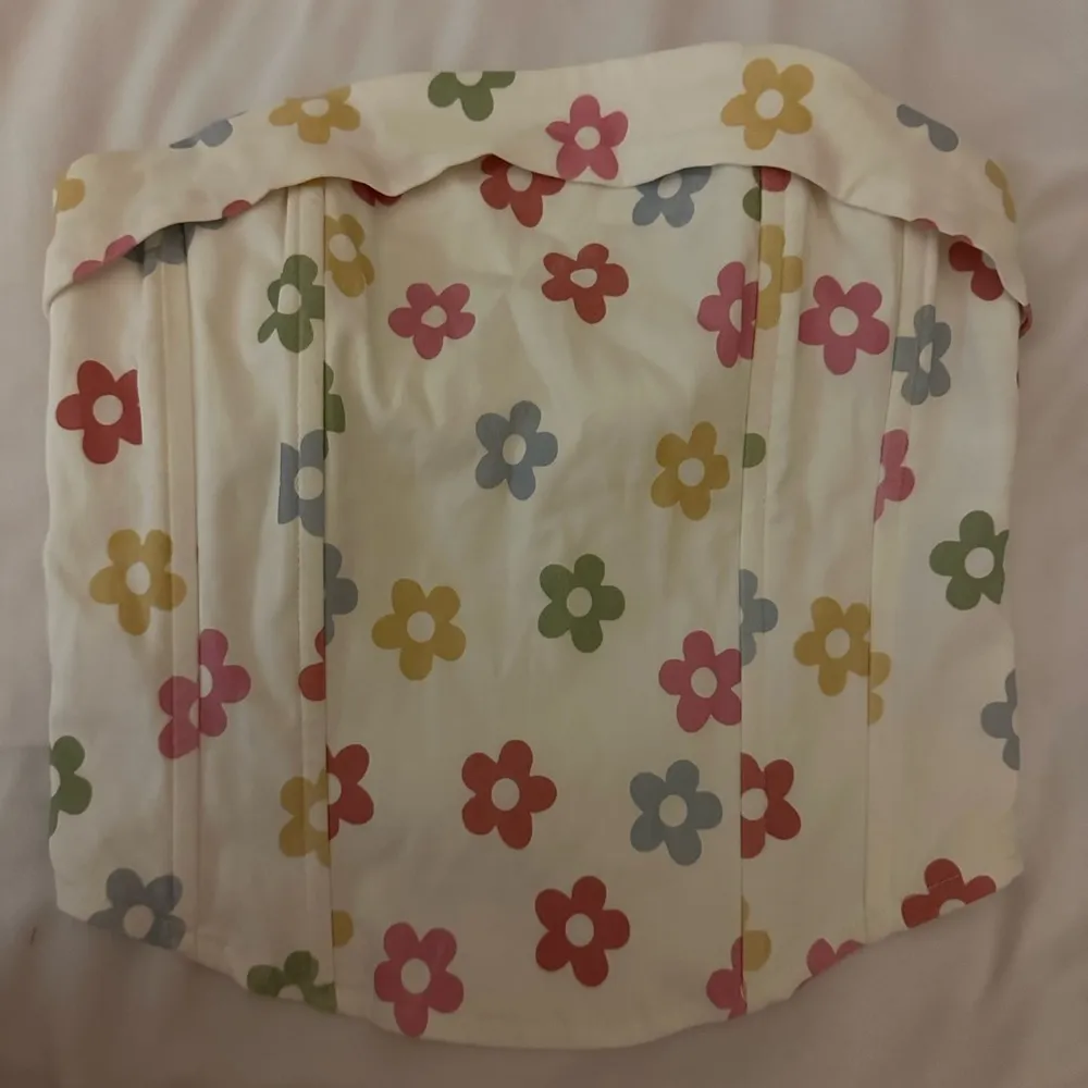 Strapless Flower Top - Image 4