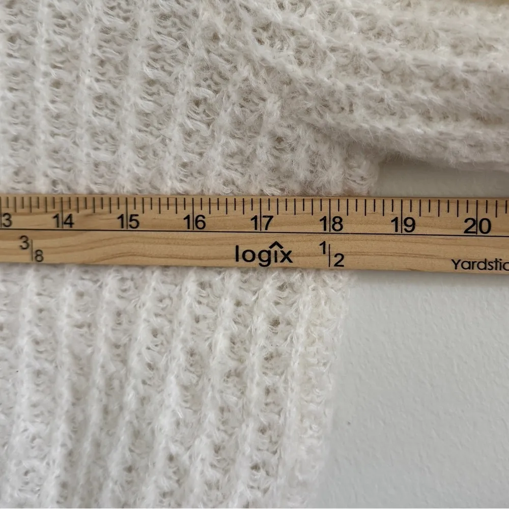 Anthropologie Ivory White Ruffled Boat Neck Soft Wool Knit Sweater Size Medium - Image 8