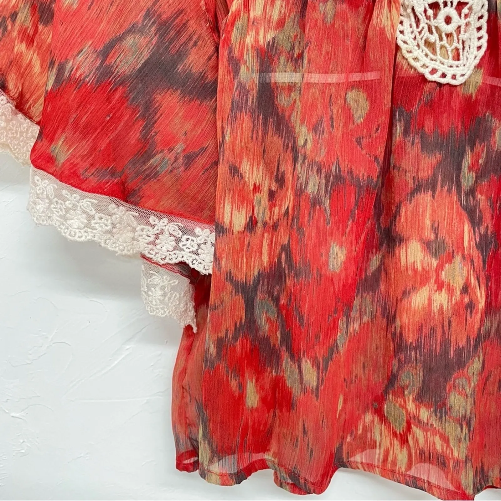 Free People Red Floral Lace Crochet Boho Blouse XS Retro Festival Ruffle 70s - Image 3