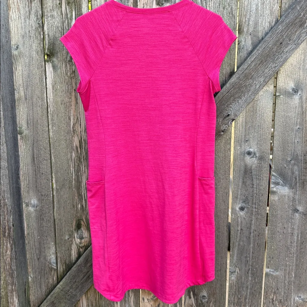 EUC Toad&Co Tomboy Dress Fuchsia Size Medium - Image 8