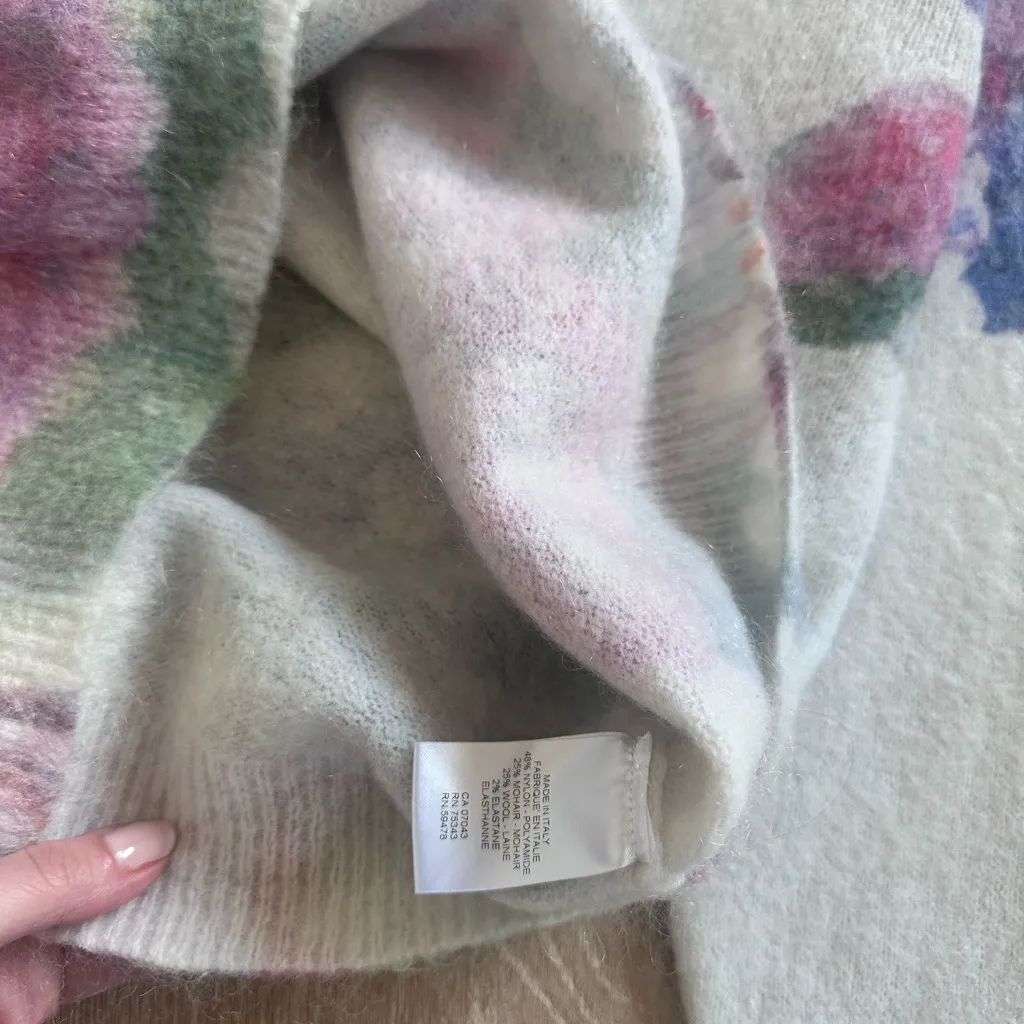 Italian Floral Mohair Wool Blend Chic Sweater, Lightweight Crewneck Size XS/S - Image 7