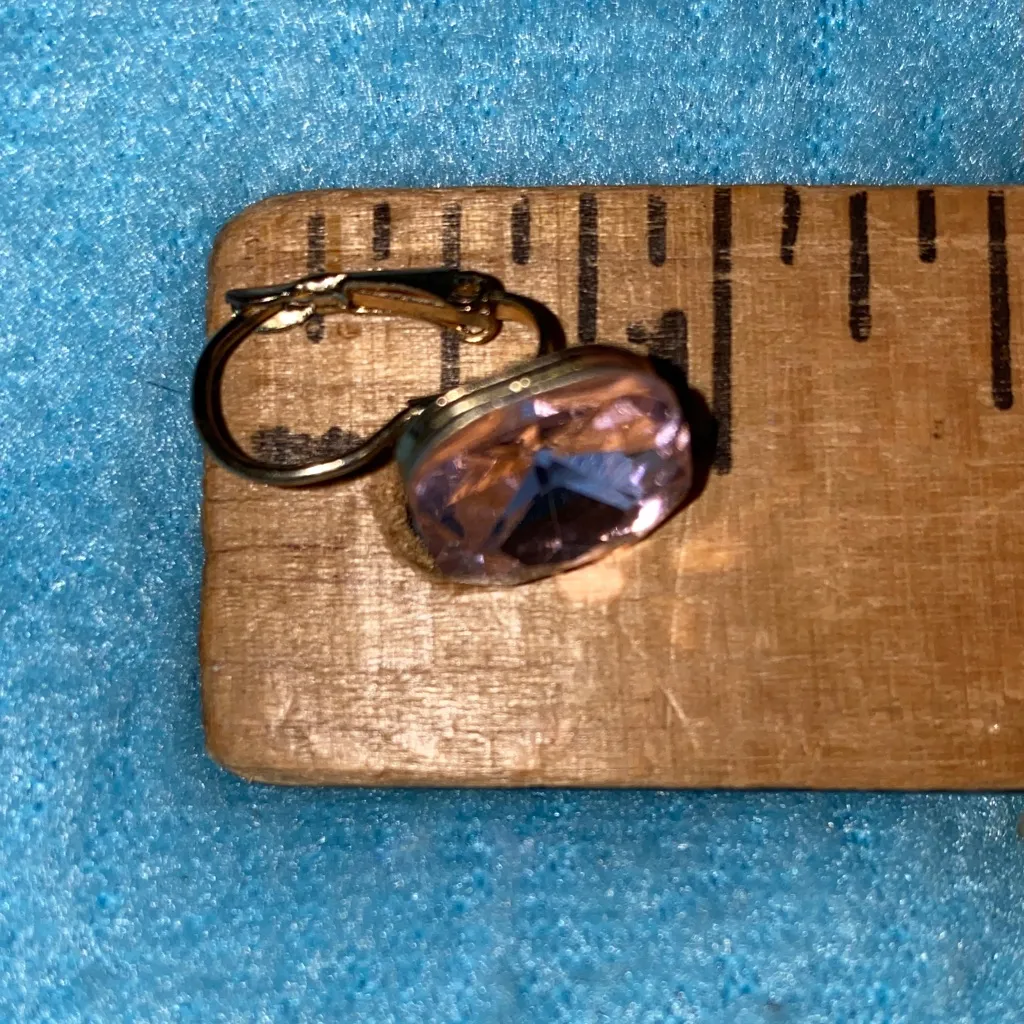 GEM STONE pink gold pierced earrings vintage lock wires garnet? glass? unmarked - Image 9