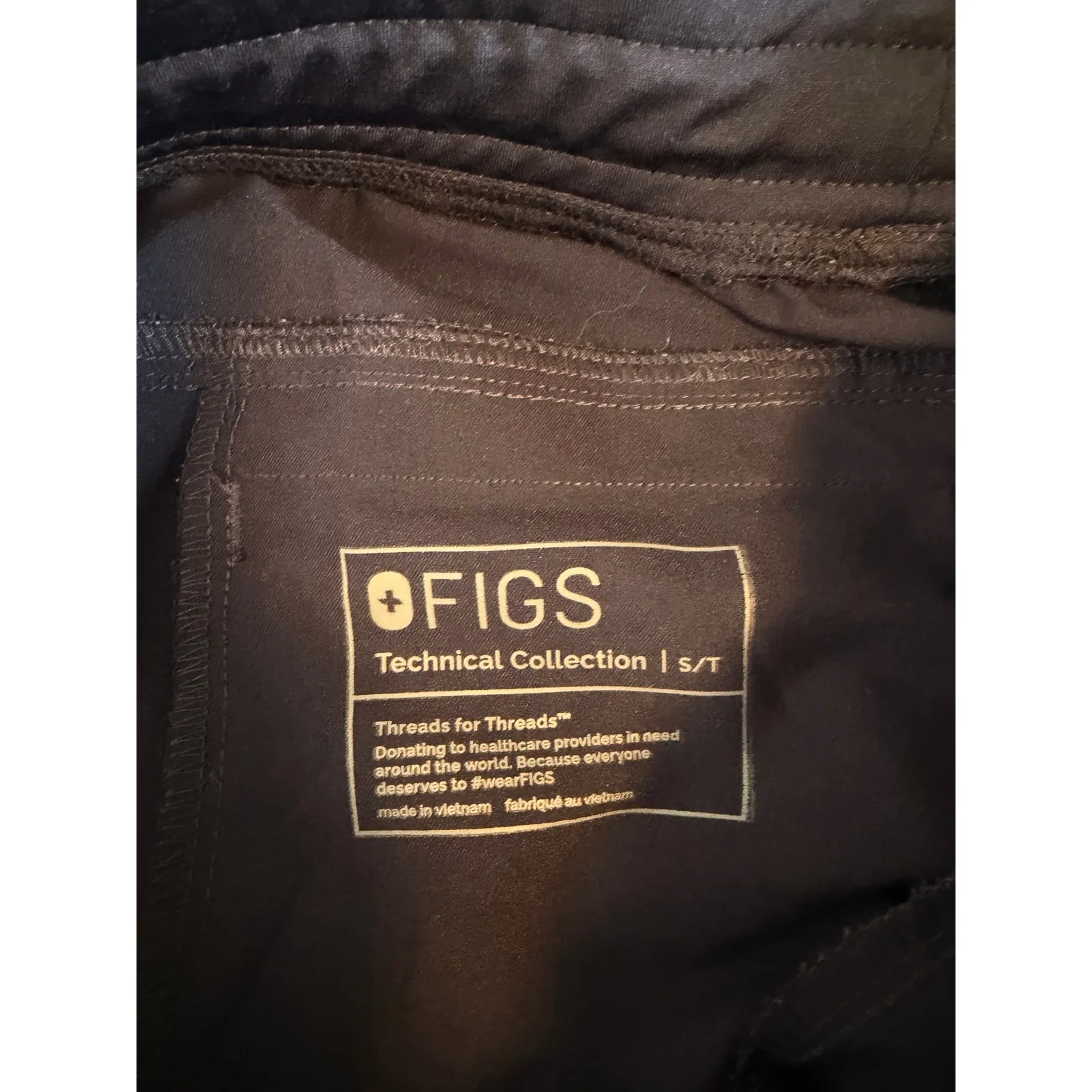 FIGS Technical Collection Navy Blue Cargo Scrub Pants Women's S/T - Image 4