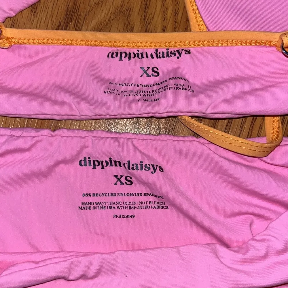 X-small dippin daisys bathing suit two peice - Image 3