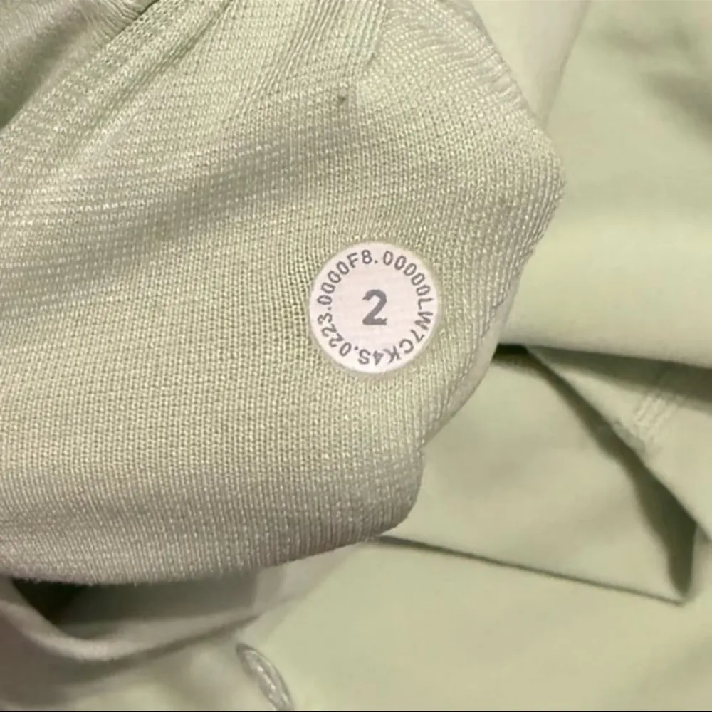 Lululemon Align High-Rise Shorts 6" - Image 4