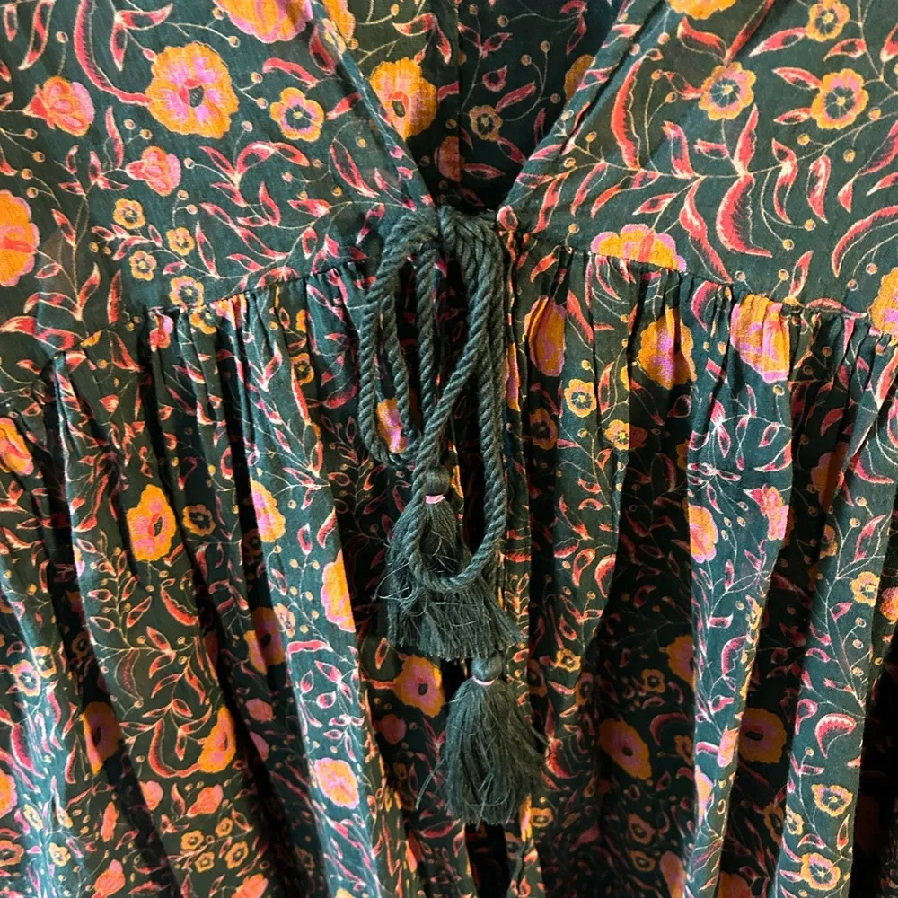 Roller Rabbit  Floral Print Women's Blouse, Size Small - Image 3