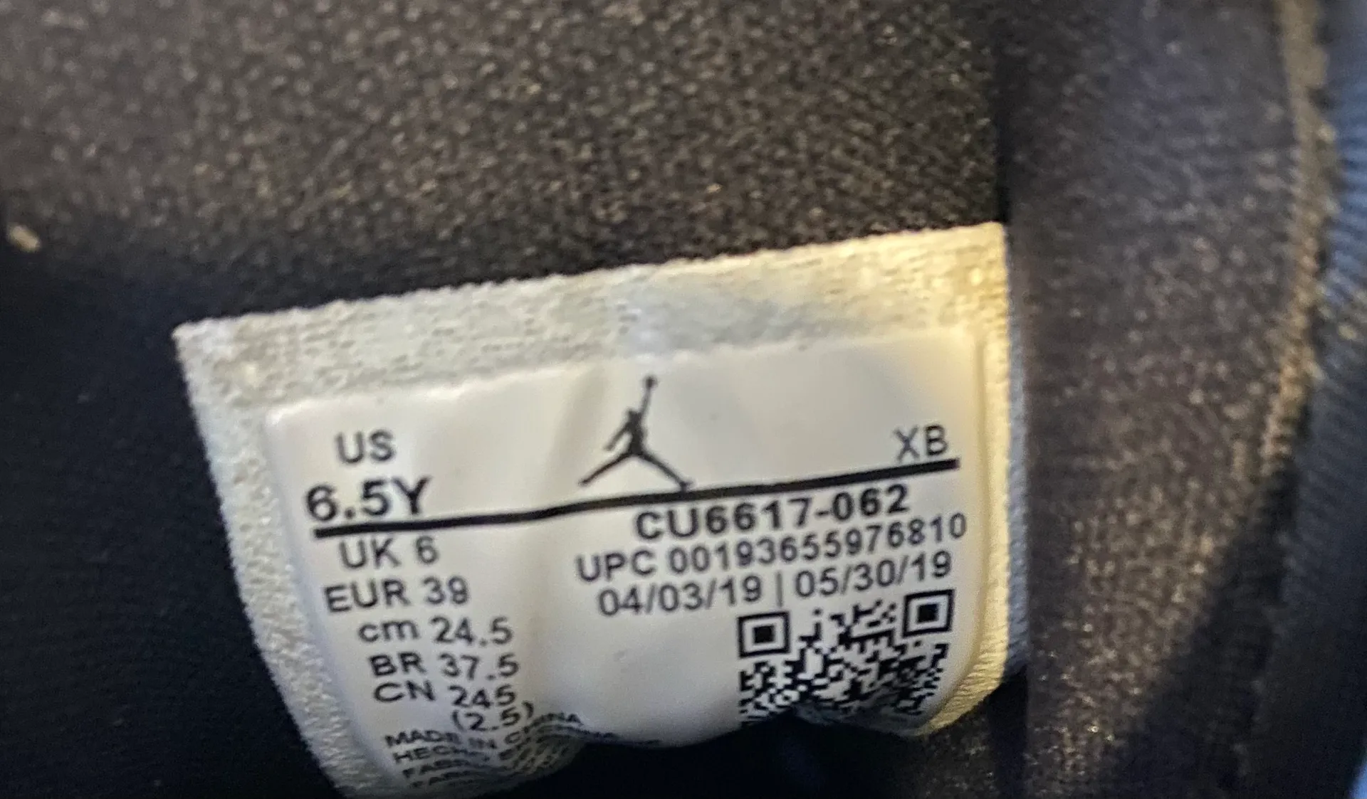 Air  1 Mid GS SE ‘Fearless’ - Image 7